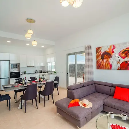 With Sea View And Private Swimming Pool * Playa Blanca (Lanzarote)